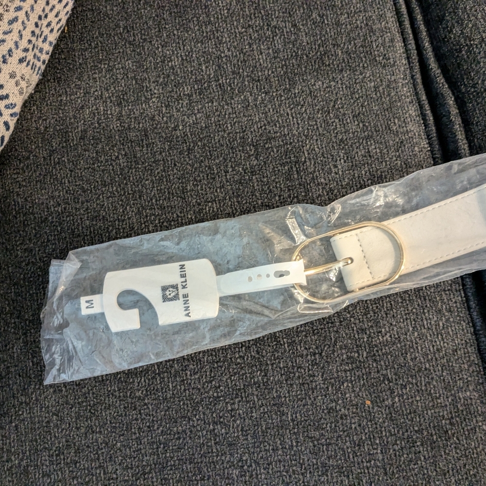 Anne Klein belt